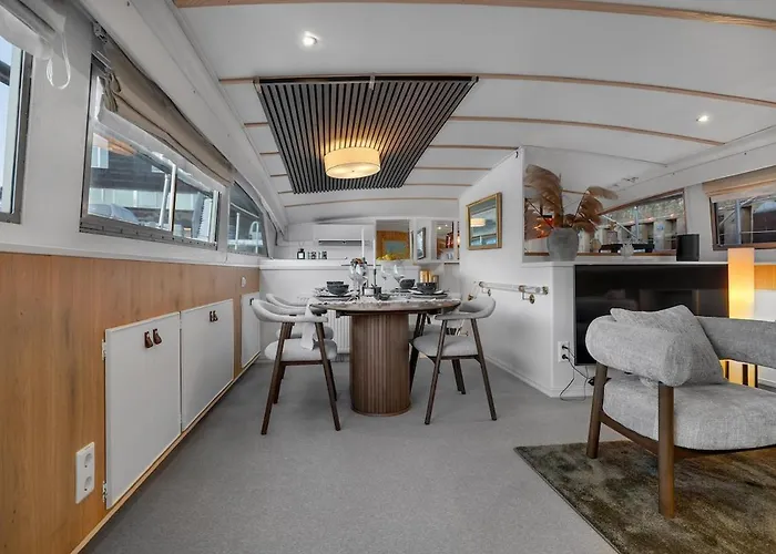 One-of-a-kind Arctic Experience Aboard Boat Grosso * Tromsø