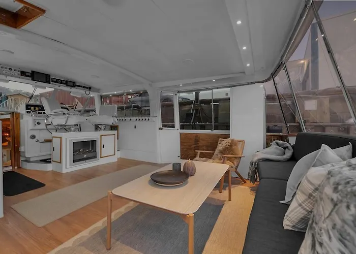 One-of-a-kind Arctic Experience Aboard Boat Grosso Båthotell *